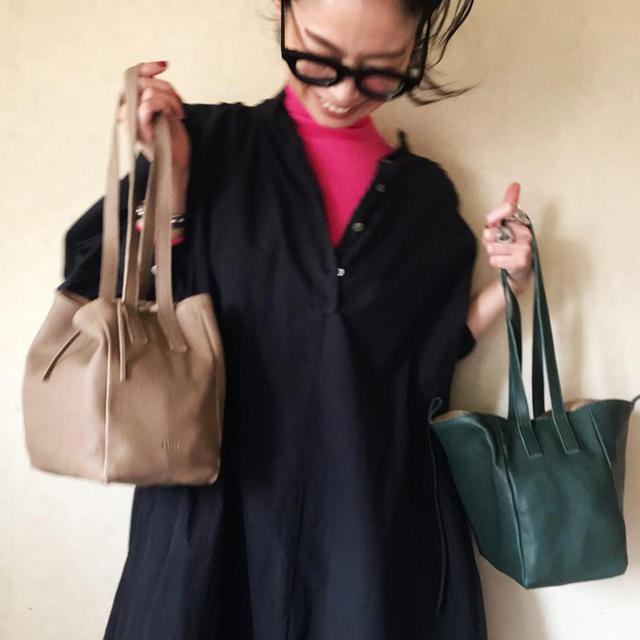 ショルダーバッグ新品未使用タグ付　chiiiibag seeptote taupe