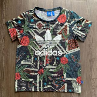 アディダス(adidas)のadidas Tシャツ(Tシャツ(半袖/袖なし))