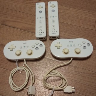 ウィー(Wii)のwii リモコンとクラシックコントローラーセット(その他)