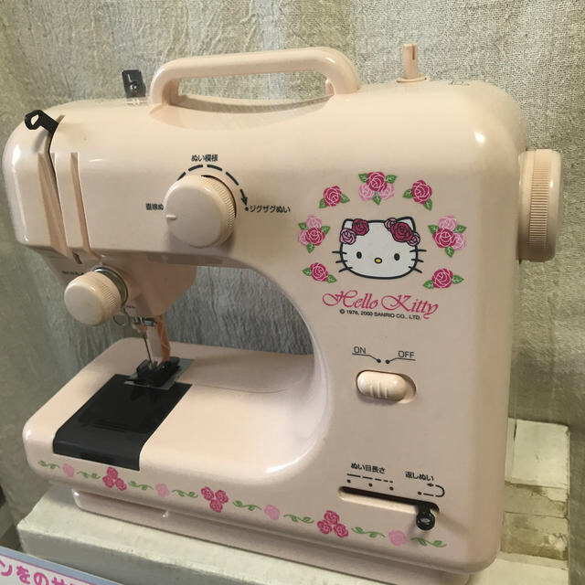 ハローキティ - 【中古】ミシン 本体 ハローキティミシンの通販 by yurian's shop|ハローキティならラクマ ハローキティ - 【中古】ミシン 本体 ハローキティミシンの通販 by yurian's shop|ハローキティならラクマ