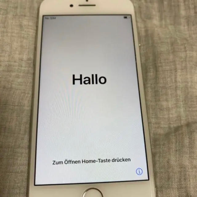 ※※土日限り値下げ【美品】☆SIM解除済み☆iPhone8 silver64G