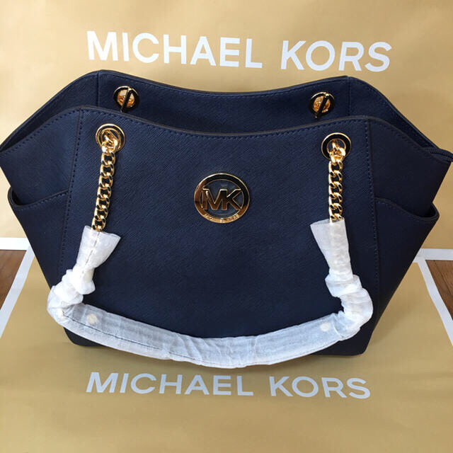 Michael Kors(マイケルコース)のまぁチャン様専用。15日までお取り置き レディースのバッグ(ハンドバッグ)の商品写真