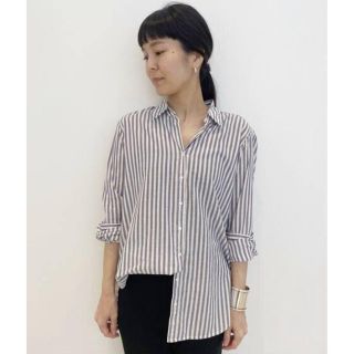 アパルトモンドゥーズィエムクラス(L'Appartement DEUXIEME CLASSE)の新品⭐️L'Appartement 【XIRENA】STRIPE シャツ(シャツ/ブラウス(長袖/七分))