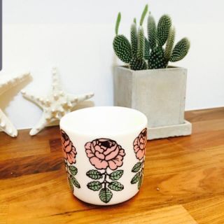 マリメッコ(marimekko)のヴィヒキルース　ラテマグ　マリメッコ　廃盤　ピンク　レア　マグ　器　皿(グラス/カップ)