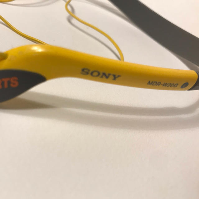 SONY(ソニー)のくらっしゅにっく様専用　SONY Sp headphone MDR-W 20G スマホ/家電/カメラのオーディオ機器(ヘッドフォン/イヤフォン)の商品写真