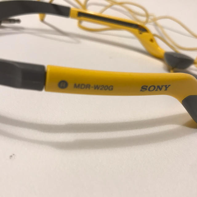 SONY(ソニー)のくらっしゅにっく様専用　SONY Sp headphone MDR-W 20G スマホ/家電/カメラのオーディオ機器(ヘッドフォン/イヤフォン)の商品写真