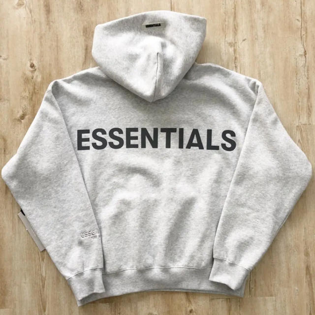 FEAR OF GOD(フィアオブゴッド)のessentials パーカー グレー リフレクト fear of god メンズのトップス(パーカー)の商品写真