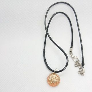 ハンドメイド レジン ペンダント オレンジ(ネックレス)