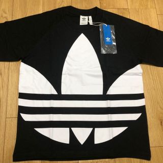 アディダス(adidas)のアディダス　ビッグロゴ　L サイズ　ボクシー　メンズ　レディース　tシャツ  夏(Tシャツ/カットソー(半袖/袖なし))