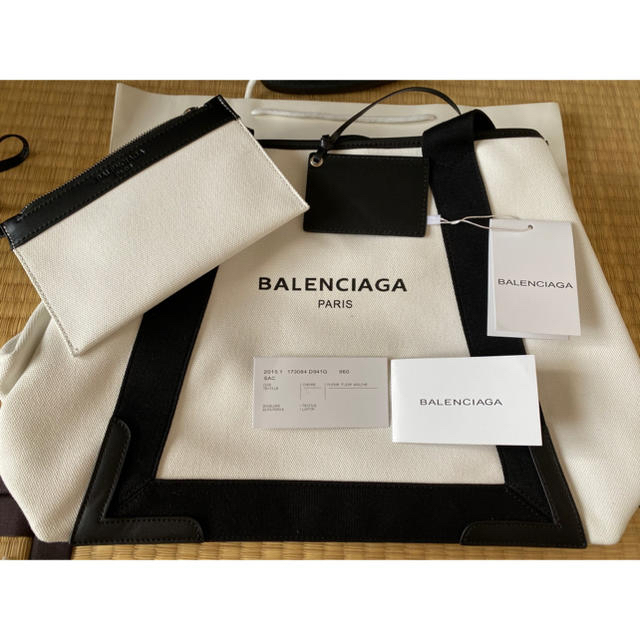 Balenciaga(バレンシアガ)のバレンシアガ　トートMサイズ　美品 レディースのバッグ(トートバッグ)の商品写真