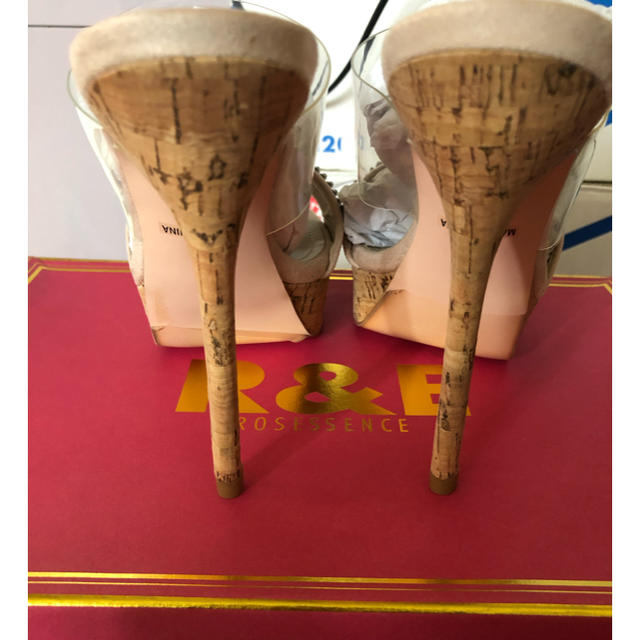 R&E(アールアンドイー)のR&E♡新品未使用コルク調ラインストーンサンダル レディースの靴/シューズ(サンダル)の商品写真