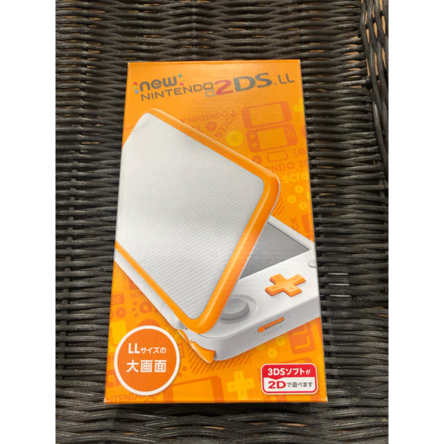 新品】Newニンテンドー2DS LL ホワイト×オレンジ 【予約中!】 28%割引