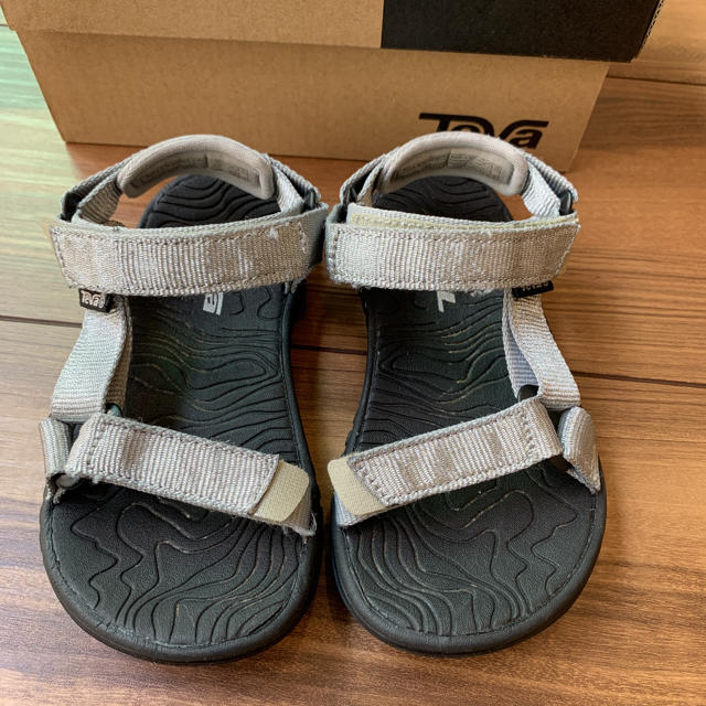 Teva(テバ)のteva  キッズサンダル　15cm キッズ/ベビー/マタニティのキッズ靴/シューズ(15cm~)(サンダル)の商品写真