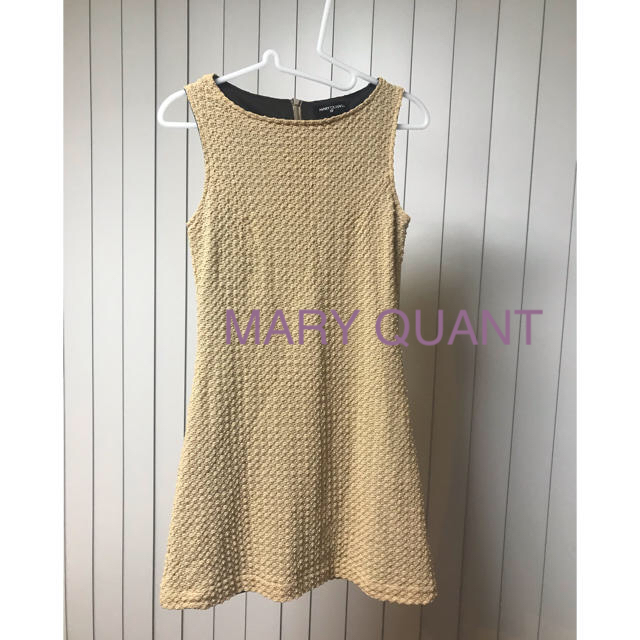 MARY QUANT(マリークワント)の【MARY QUANT】ベージュ　　　　　　　　　　ノースリーブワンピ レディースのワンピース(ひざ丈ワンピース)の商品写真