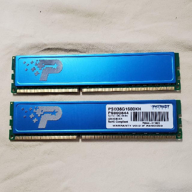 PATRIOT メモリ DDR3 4GB 2枚 8GB スマホ/家電/カメラのPC/タブレット(PCパーツ)の商品写真