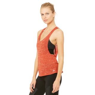 ルルレモン(lululemon)の新品　Alo yoga タンクトップ(ヨガ)