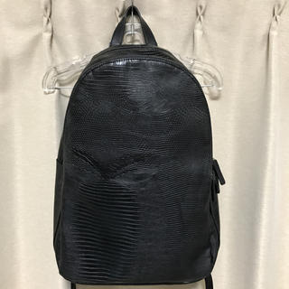 ザラ マン クロコ型押し背ワニ革リュック黒クロコダイル柄バックパック鰐バッグ鞄