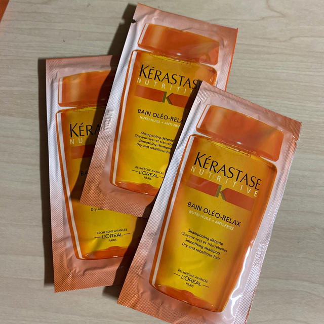 KERASTASE(ケラスターゼ)のケラスターゼ　シャンプー&トリートメント コスメ/美容のヘアケア/スタイリング(シャンプー/コンディショナーセット)の商品写真