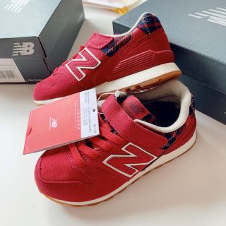 ニューバランス(New Balance)の17.0 新品 ニューバランス スニーカー 996 レッド チェック キッズ(スニーカー)