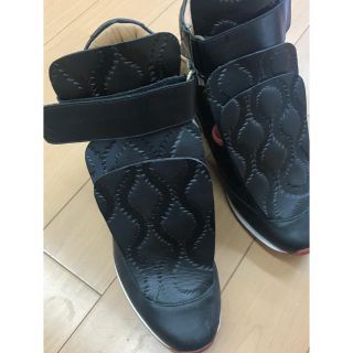 ヴィヴィアンウエストウッド(Vivienne Westwood)の限定値下げ！希少　ヴィヴィアンウエストウッド　スクイグル　スリータン(スニーカー)