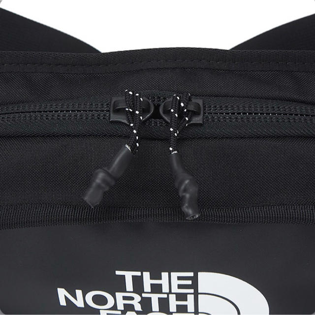 THE NORTH FACE(ザノースフェイス)の新品‼️ノースフェイス　ウエストポーチ『explore bling bag』黒 メンズのバッグ(ウエストポーチ)の商品写真
