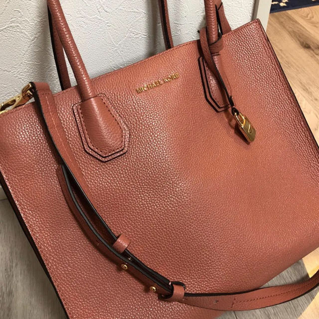 ❤️マイケルコース 2wayバッグ ピンクベージュ サーモンピンク