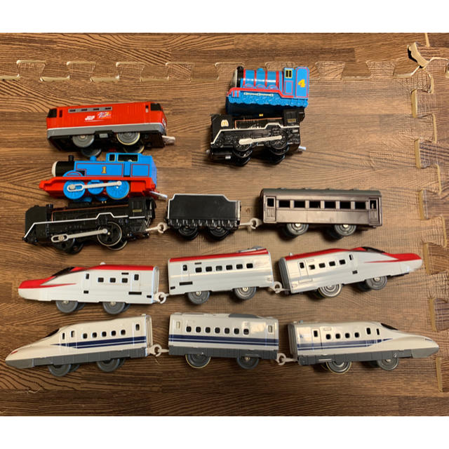 Takara Tomy(タカラトミー)のプラレール 車両 レールセット   エンタメ/ホビーのおもちゃ/ぬいぐるみ(鉄道模型)の商品写真