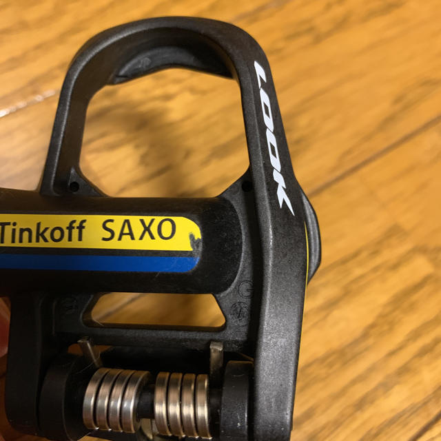 LOOK(ルック)のLOOK ルック KEO 2 MAX CARBON  Tinkoff SAXO スポーツ/アウトドアの自転車(パーツ)の商品写真