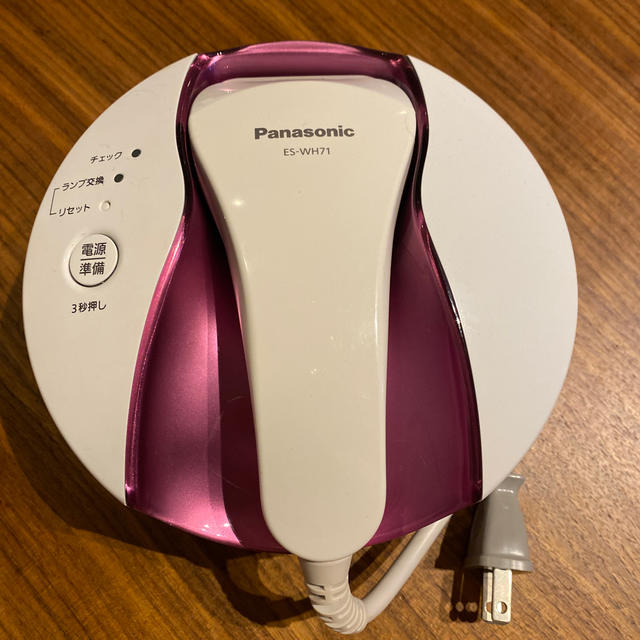 Panasonic(パナソニック)のPanasonic 光エステ ボディ用 ES-WH71 コスメ/美容のボディケア(脱毛/除毛剤)の商品写真