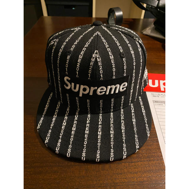 Supreme® / Text Stripe New Era® / Black