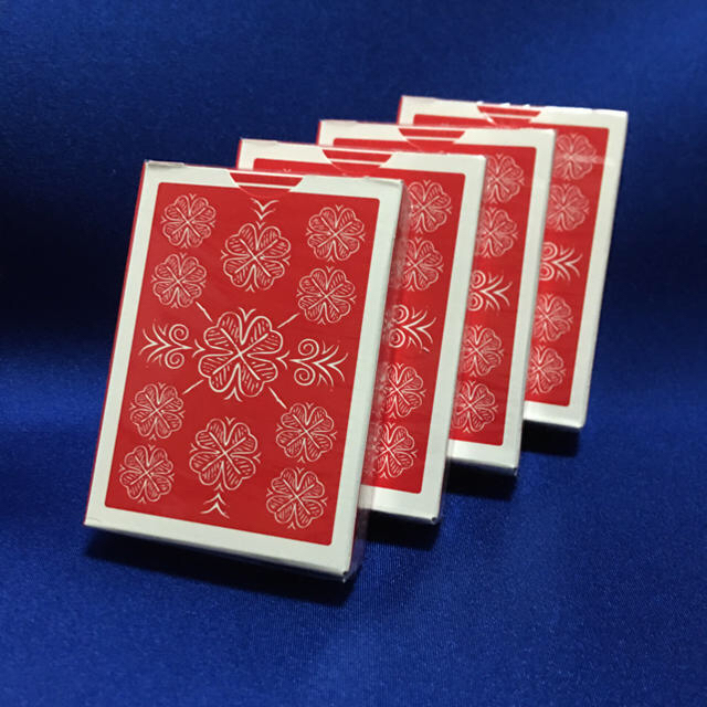 Choice Cloverback (Red) Playing Cards 4個 エンタメ/ホビーのテーブルゲーム/ホビー(トランプ/UNO)の商品写真