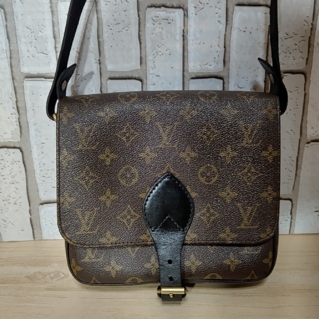 LV ルイヴィトン ショルダーバッグ カルトシエール モノグラム  862SL