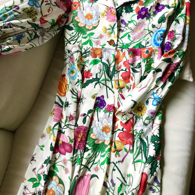 お値下げ致しました。グッチフローラル花柄のワンピース | www