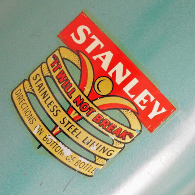 Stanley(スタンレー)のSTANLEY スタンレー  59年製造 ヴィンテージ A945 1.9L スポーツ/アウトドアのアウトドア(食器)の商品写真