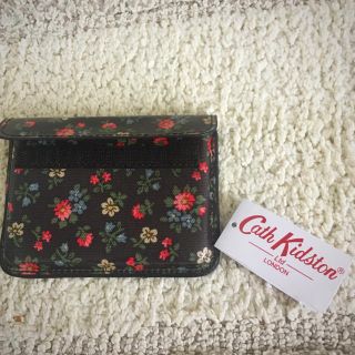 キャスキッドソン(Cath Kidston)の新品・未使用⭐︎Cath Kidston ⭐︎小花柄パスコインケース (名刺入れ/定期入れ)