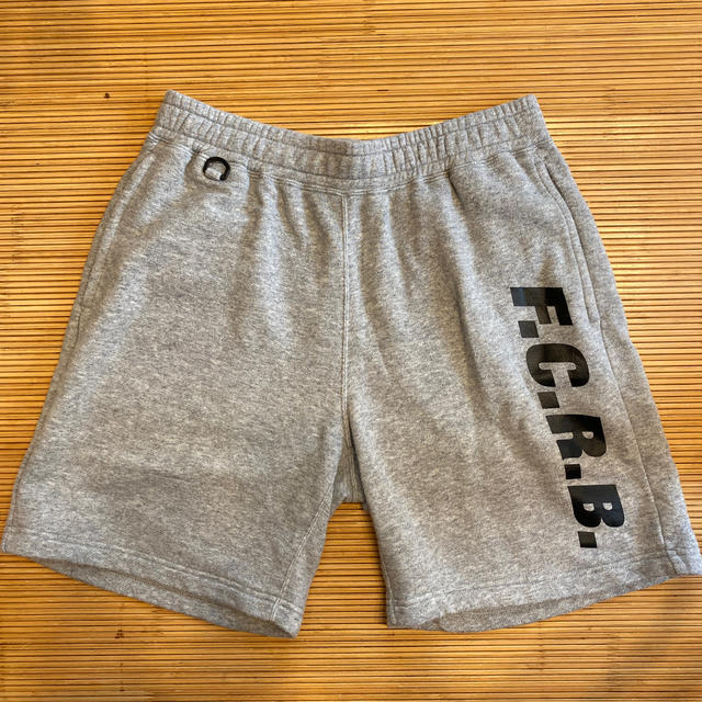 濃いピンク系統 F.C.Real Bristol ショートパンツ - ショートパンツ