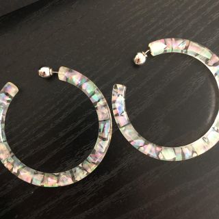 ビジューアールアイ(Bijou R.I)のBijou R.I Shell Big Hoop Pierce(ピアス)