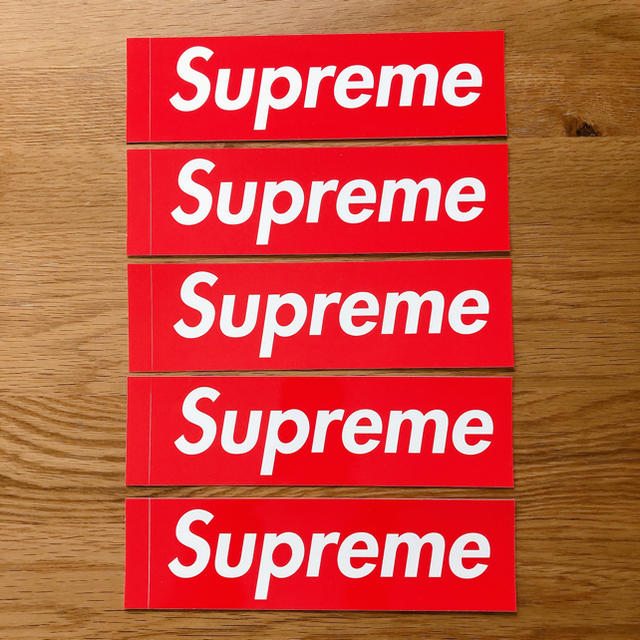 Supreme(シュプリーム)のSupreme BOX logo sticker ロゴステッカー5枚セット 自動車/バイクのバイク(ステッカー)の商品写真