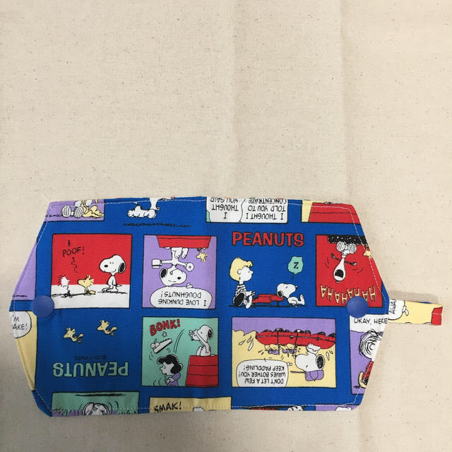 SNOOPY(スヌーピー)のマスクケ－ス　ハンドメイド　仮マスク置き ハンドメイドのハンドメイド その他(その他)の商品写真