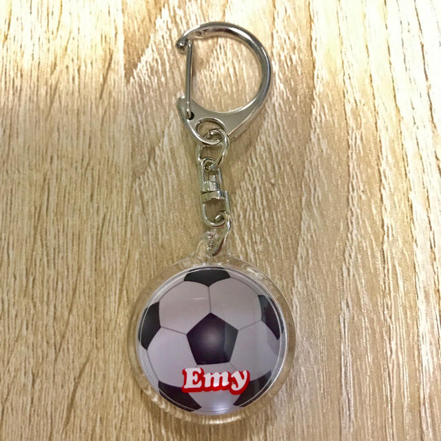 キーホルダー サッカーボール（白黒、カラフル）説明用の通販 by Emy's shop｜ラクマ