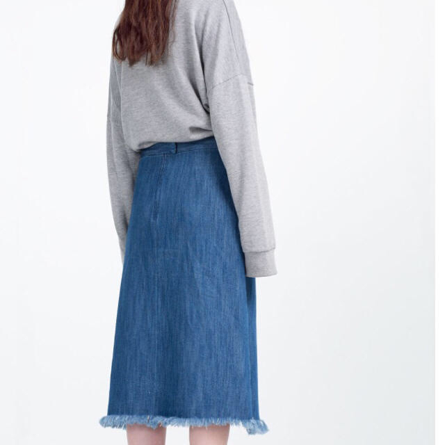 ZARA(ザラ)のZARA スリット入りスカート レディースのスカート(ひざ丈スカート)の商品写真