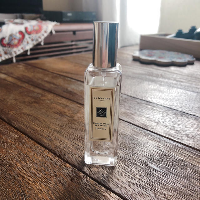 JO MALONE イングリッシュペアー&フリージア