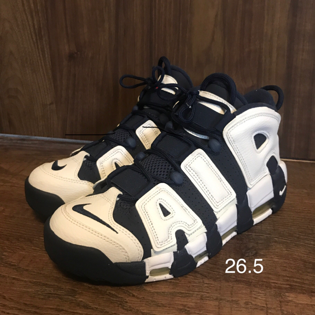 NIKE(ナイキ)のAIR MORE UPTEMPO メンズの靴/シューズ(スニーカー)の商品写真