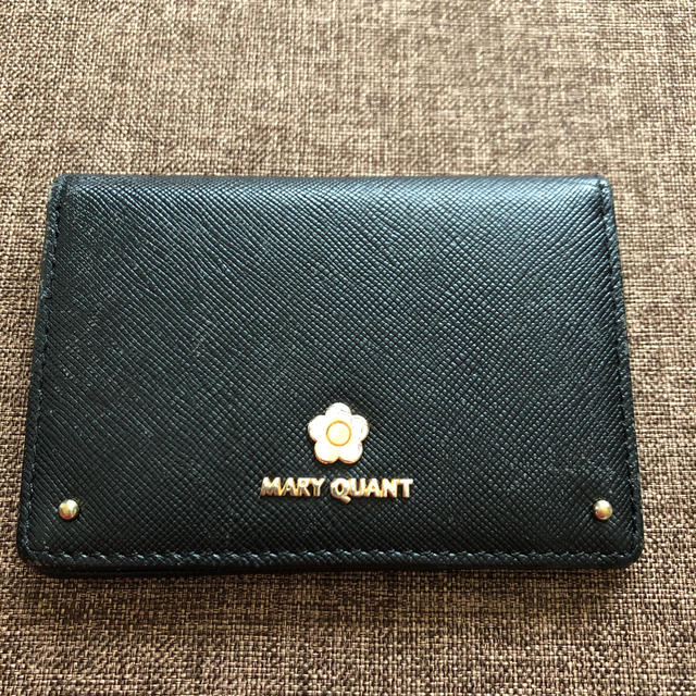 MARY QUANT(マリークワント)のマリークワント　パスケース レディースのファッション小物(パスケース/IDカードホルダー)の商品写真