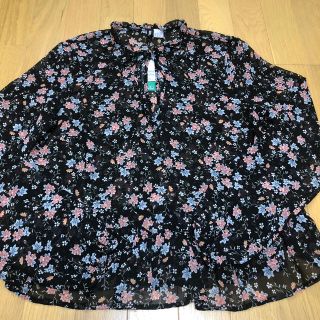 エイチアンドエム(H&M)の新品H&M●花柄●ブラウス●38(シャツ/ブラウス(長袖/七分))