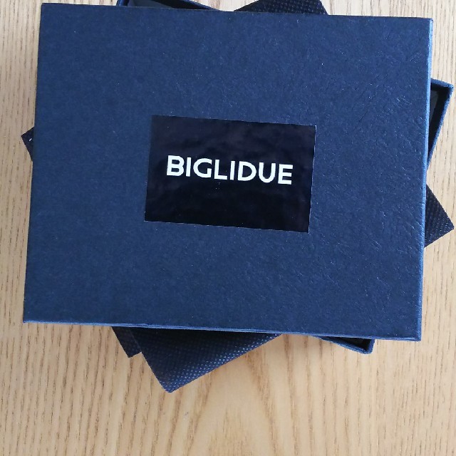 BIGLIDUE(ビリドゥーエ)のBIGLIDUE２つ折り財布 メンズのファッション小物(折り財布)の商品写真