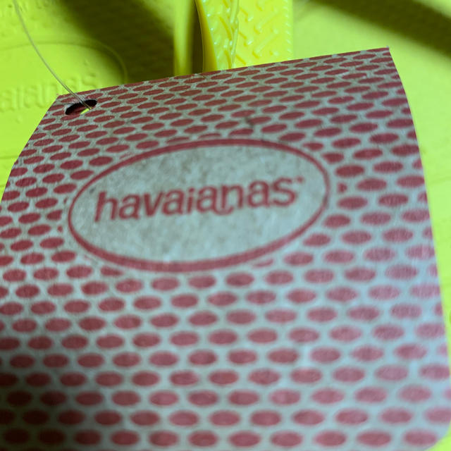 havaianas(ハワイアナス)のビーチサンダル　23.5  イエロー　6月購入　新品 レディースの靴/シューズ(ビーチサンダル)の商品写真