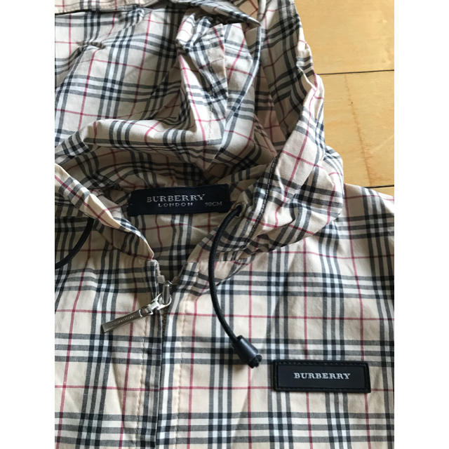 BURBERRY(バーバリー)のバーバリー　ジャンパー　レインコート　ウィンドブレーカー　90 キッズ/ベビー/マタニティのキッズ服女の子用(90cm~)(ジャケット/上着)の商品写真