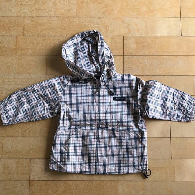 BURBERRY(バーバリー)のバーバリー　ジャンパー　レインコート　ウィンドブレーカー　90 キッズ/ベビー/マタニティのキッズ服女の子用(90cm~)(ジャケット/上着)の商品写真