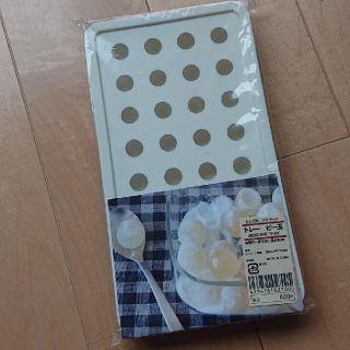 ムジルシリョウヒン(MUJI (無印良品))の無印良品 シリコーン トレー ビー玉(調理道具/製菓道具)